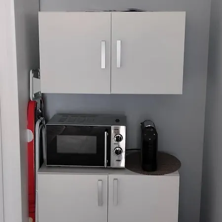 'a Bucha' By The Cliff Coast *